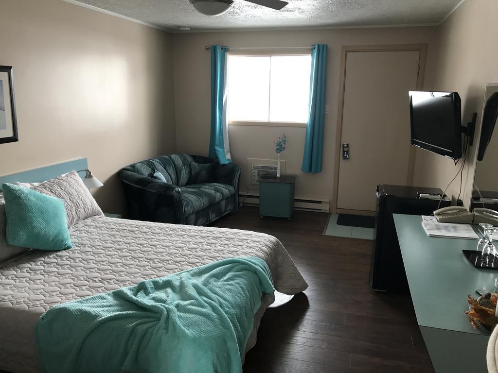 Motel Belle Riviere Saint-Jean-sur-Richelieu ภายนอก รูปภาพ