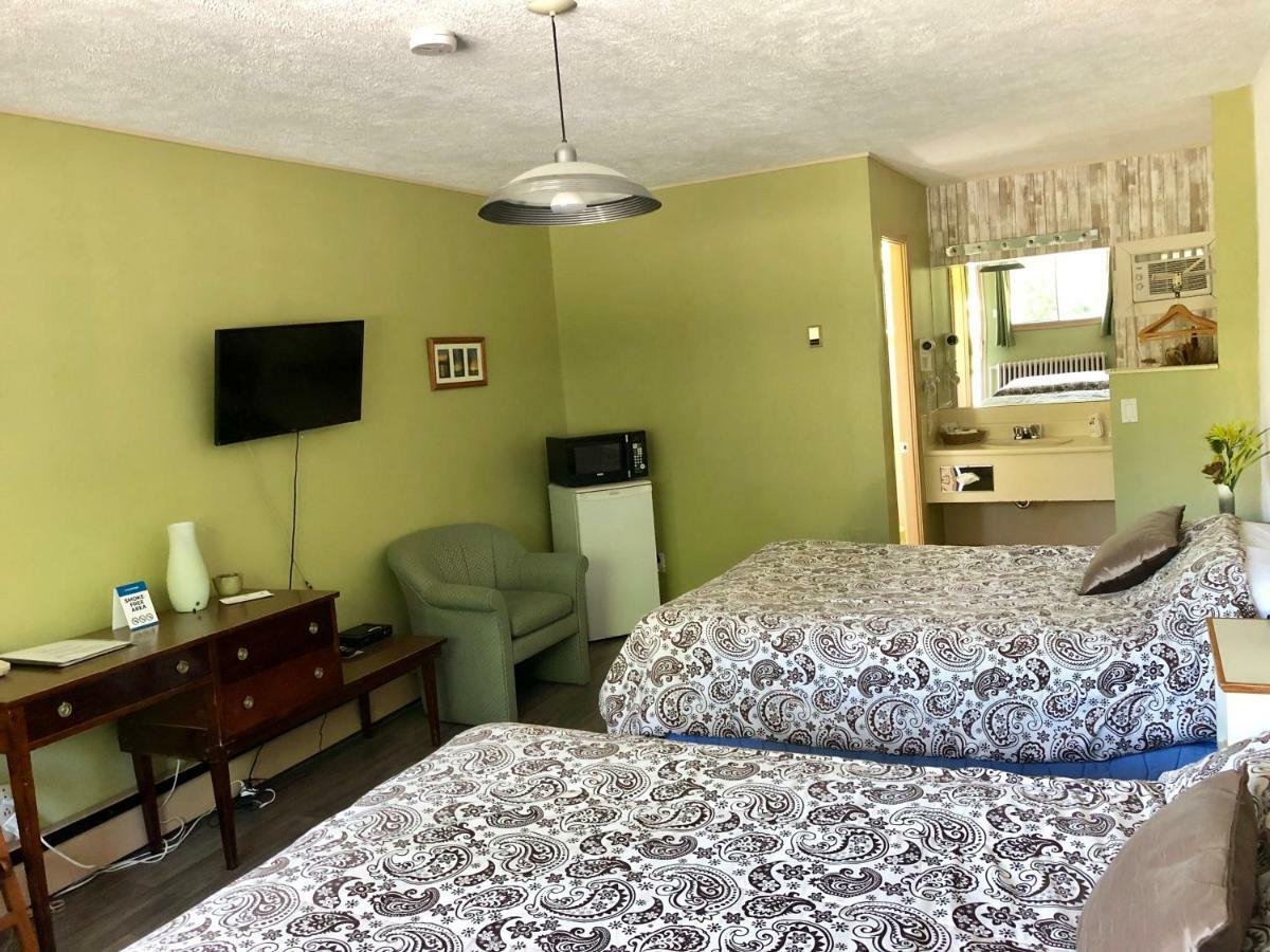 Motel Belle Riviere Saint-Jean-sur-Richelieu ภายนอก รูปภาพ