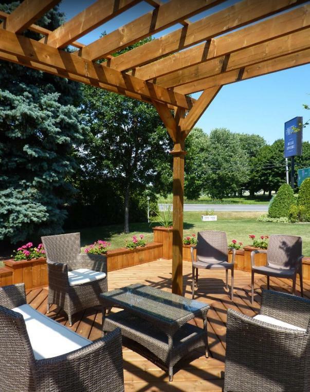 Motel Belle Riviere Saint-Jean-sur-Richelieu ภายนอก รูปภาพ